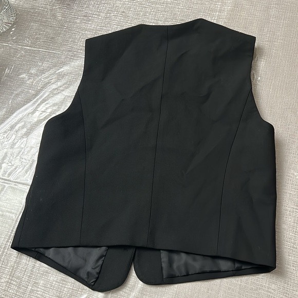 Zara Button Down Tuxedo Style Vest - Picture 3 of 4